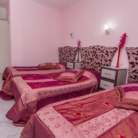 Ertek Oda ve Kahvaltı